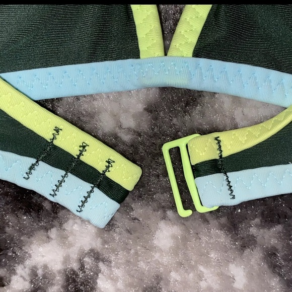 Aerie green scoop neck padded bikini bathing suit top size XS - Picture 4 of 4